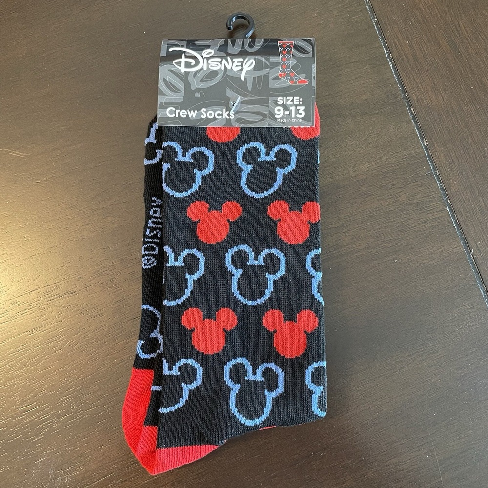 NEW  Mickey Mouse Crew Socks Unisex Adult Red And Black Mickey Heads  Size 9-13